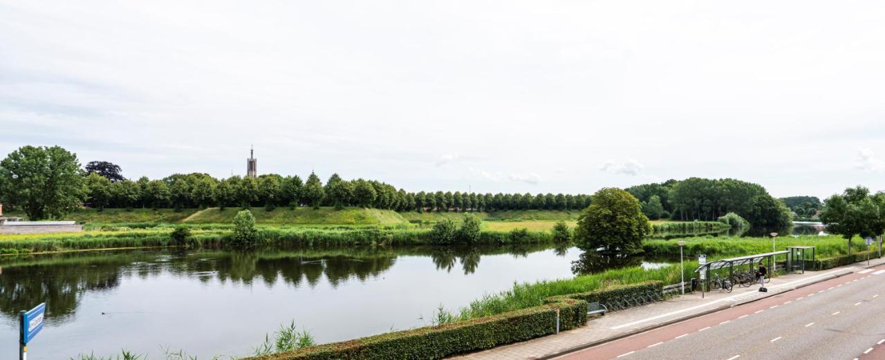 Hotel Hulst Bagian luar foto