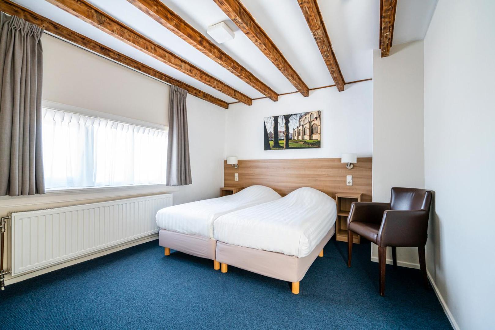 Hotel Hulst Bagian luar foto