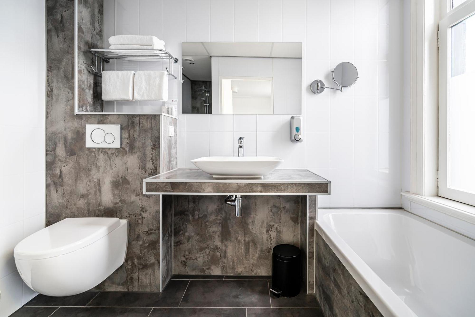 Hotel Hulst Bagian luar foto